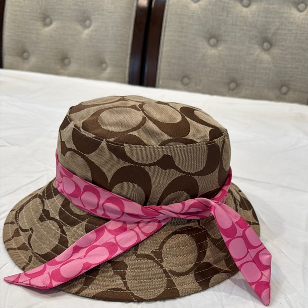 Authentic Coach Pink Patterned Hat - Picture 2 of 10